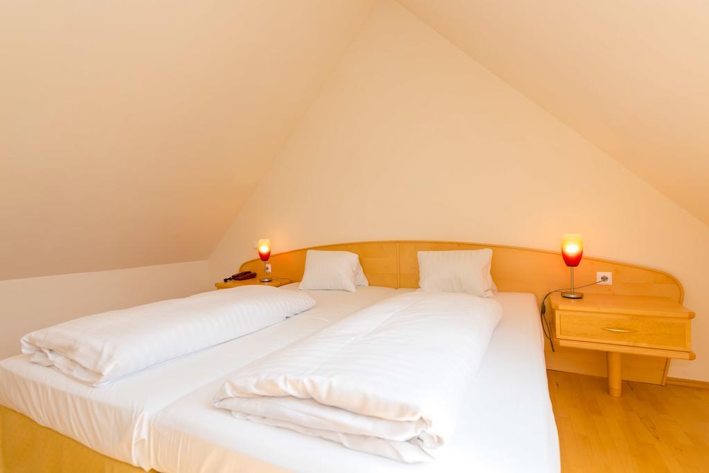 Landhotel Groggerhof Obdach Eksteriør billede